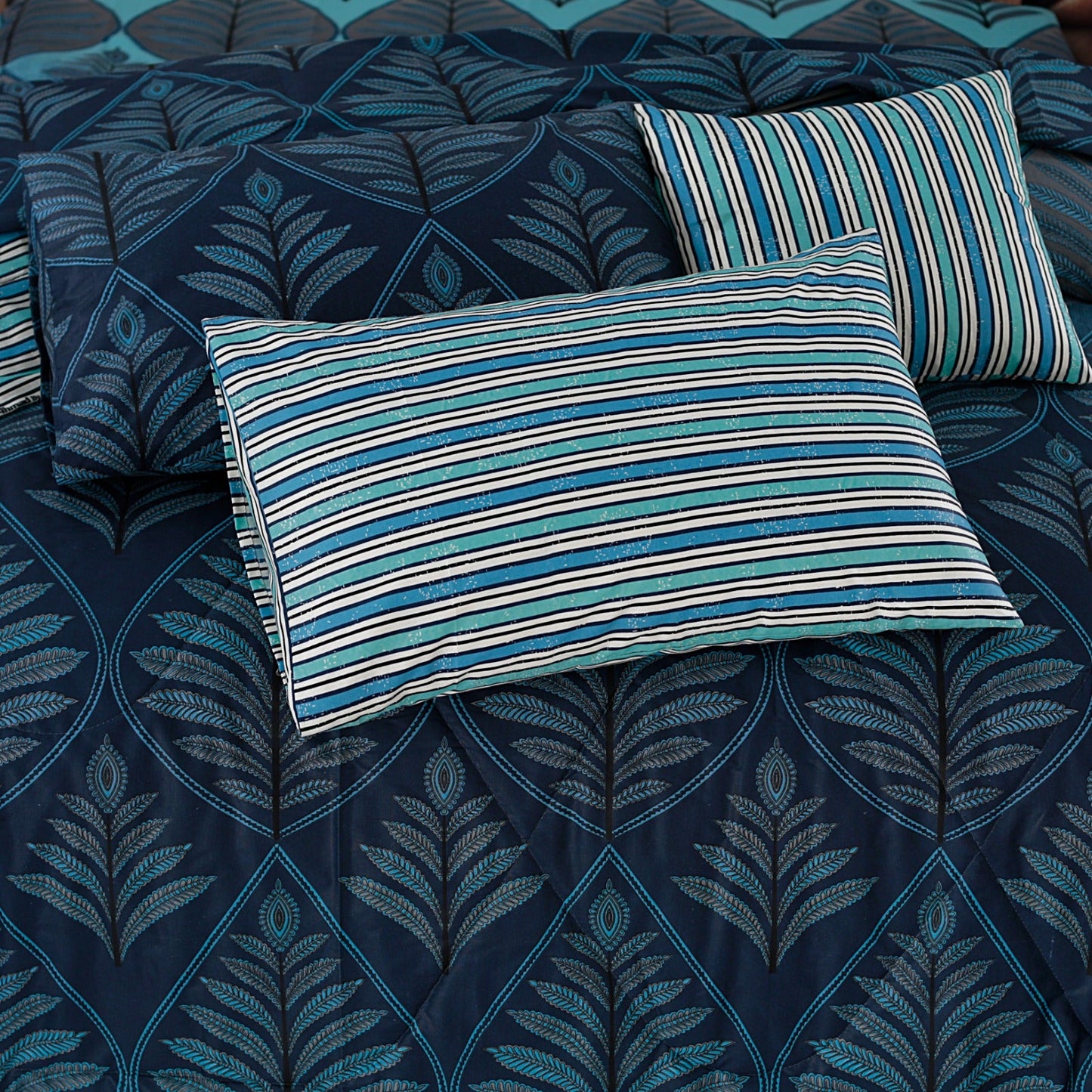 7 Pcs Comforter Set King Size Design KCC 36